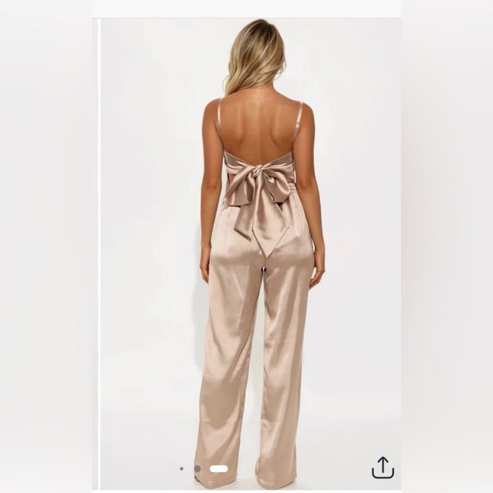 Fashion Nova Chic Beige 2 pc Set - Picture 2 of 8
